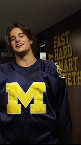 The team has some great walk-up songs, and some pretty great singing voices too🎶〽️ #goblue #mondayquestions