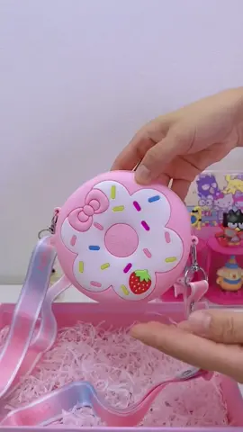 Lovely donut bag.🍩🎀🍓 #cutebag #kidbags #girlbag #cute 