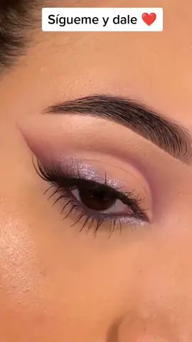 #parati #fyp #fypシ゚viral #maquillateconmigo #maquillajesbonitos #maquillajeparaprincipiantes #tutorialdemaquillaje #maquillajedeojos #eyesmakeup 