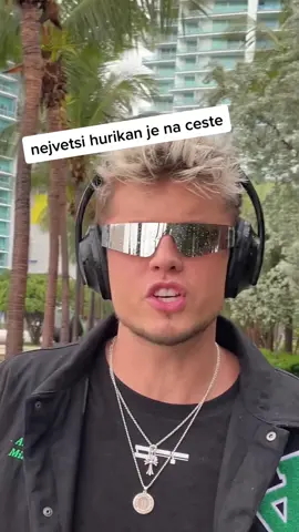 mam zitra plachtit do HURIKANU IAN? 😩😎😐😪😴🐥😒😒😒😩😩😤