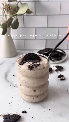 My kind of protein smoothie 🔥 a macro friendly Oreo protein smoothie #Smoothierecipes #blackgirltiktok #Smoothiemealprep #Smoothieideas #Proteinshake #Proteinsnacks #Proteindessert #Proteinsmoothie #Macrofriendlymeals #mealprep #fitnessmotivation #cookwithme #Oreodessertrecipe