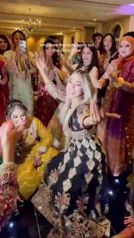 this is like a fxbg paki theme song at this point #HausLabsFoundation #azzaatlast #merawoo #merawooo #merawoooooo #merawoowchallenge #elalfa #elalfaeljefe #dancetiktok #pakistani #pakistaniwedding #desi #desiwedding #fyp 