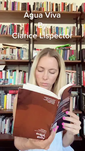 How are you going to learn to write if you’re not reading Clarice?   #claricelispector #BookTok 