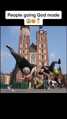 Via @kid_fsbb and @yuka_aka_maple on Ig #bboy #breakdance #dancebattle #baile #viral #xyzbca #respect #fypシ 