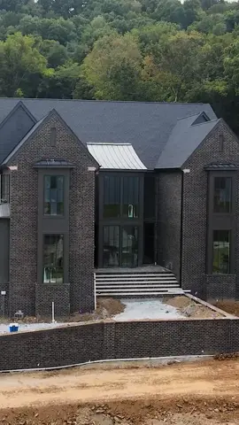 Our newest build will be finished soon & I can’t wait to sho you the inside! Contact @lctteam_parks for more info. 