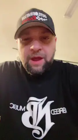 Following everyone back this is my backup account i have changeed the name on my old account and created this new one🧐