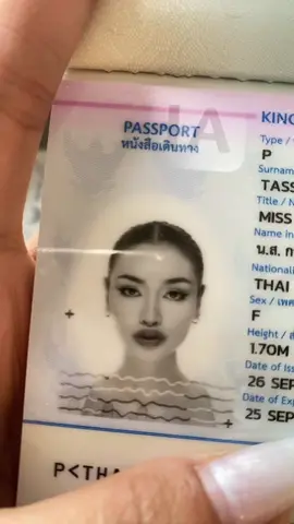 How bad does it hurt? #foryoupage #fyp #fypシ #model #passportphoto #passport #makeup #cleangirlaesthetic #cleangirlmakeup #สายฝอ #tiktokthai #tiktokthailand #idpicture #idphoto #sleekhair 
