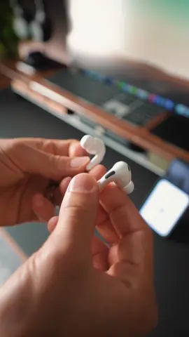 AirPods Pro 2 Unboxing ✨ #unboxing #airpodspro #airpods #apple #applesquad #applestore #Tech #techtock #technology #techworld #setup #desksetup #workspace #mysetup 