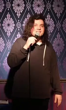 Guns or drugs?  . . . . #comedy #jokes #standupcomedy #chicago #chicagocomedy #comedian #chicagocomedyscene #fy #fyp #fypシ #guns #fypage #standup #standupcomedy #funny 