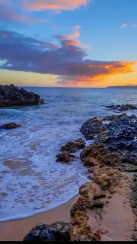 Karena langit tak perlu menjelaskan bahwa dirinya tinggi✨ #EndlessJourney #4tones4dance #reminder #jumatberkah #motivasi #foryoupage #fypシ #xyzbca 