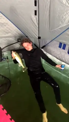#fishing  #fishingtiktoks  #fishingtime  #fishingfun  #fisherman  #fishinggear  #bassfishing  #fishinglife  #gofishing  #seafishing  #fisher
