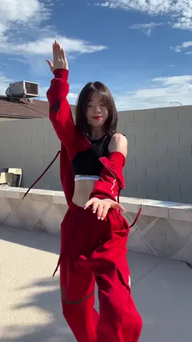 throwback ❤️ fit from @Acme Aura @acmeaurakpopoutfits use my code KARINA for $$ off 🥰 #copines #tiktok2020 #acmeaura #dance #fypシ 