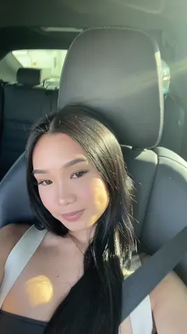 hot girls have class at 5pm on a friday 👩🏻‍🦲