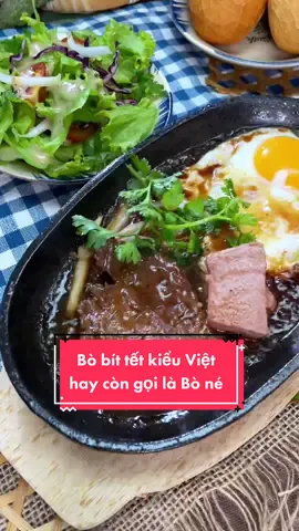 Né qua né lại ta được dĩa boà bít tết kiểu Việt thơm ngon mời bạn ăn nha 😋 #vaobepcungdienmayxanh #vaobep #dienmayxanh #bòné #bobittetkieuViet #bobittet #nhaoi #nhaoifoods #ancungtiktok #vaobepcungtiktok