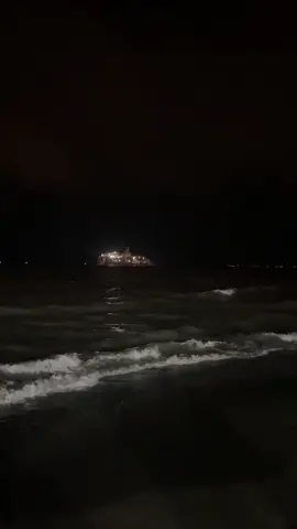 #fypシ #explore #الحسيمة #riff #night #arif #maroc #sea #sfiha #hocima sfiha🖤🫶🏻