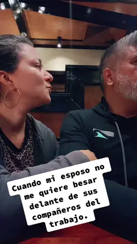 🤨🤨🤨 #humor #esposo #esposa #besame #JuanGabriel #fyp #parati