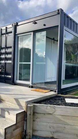 A surfer’s 40ft shipping container home made from an old mobile bank! 💰 See the full tour via latest episode link in bio. #containerhouse #containerhome #alternativeliving #livingbiginatinyhouse