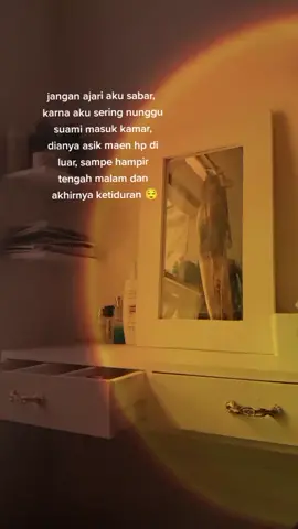 karna sesungguhnya hp mendekatkan yg jauh tapi menjauhkan yg dekat #tiktokpelitfyp #fyp 