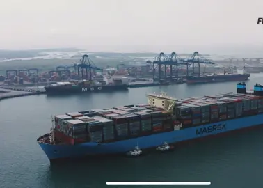 Siêu tàu lớn nhất thế giới Maersk Margrethe của Hãng tàu Maersk cập Cảng Cái Mép - Thị Vải #youtube #logistics #maersk #container #lines 