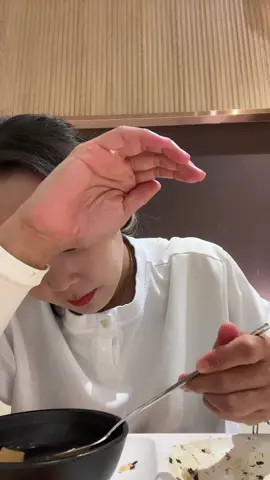 팀장님이 갑자기 옆자리 앉아서ㅋㅋㅋㅋㅋㅋㅋㅋ진짜 개부끄럽넼ㅋㅋㅋㅋㅋㅋㅋㅋㅋㅋㅋ