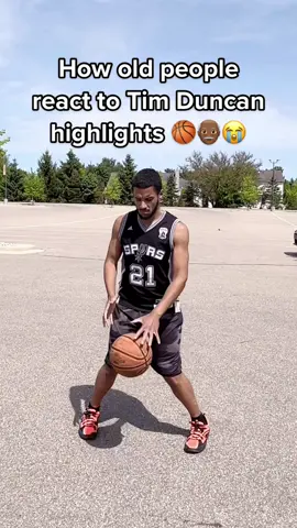 OLD HEADS LOVE THE FUNDAMENTALS 🏀👴🏾🤣 #basketball #sports #foryou #hoopers #viral #NBA   
