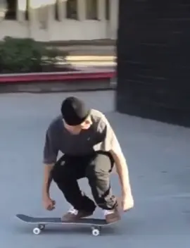 Follow @.skate.clips #Skateboarding #skate #berrics #sk8 #skateclips #manny 