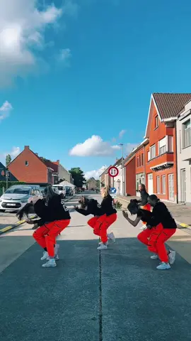 I can’t 😂😂😂 #funnyvideos #cancanrun #fyp #fypfunny #fypfun #viralvideo 