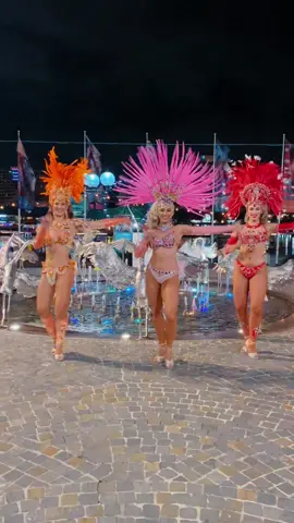 SAMBANDO ALL AROUND THE WORLD 🌏💖 #samba #dance #sambanopé #dancing #dancers #carnaval #showtime #dancetiktok #dançarina #bailarina #bailar #costumeideas #dancersoftiktok #brasil #riodejaneiro #japantravel #singapore #Sydney #travel #sambista #cardioworkout #womenempowerment #womenshealth #exercises 