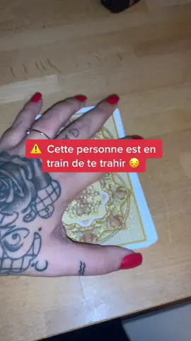 Je pratique des consultation via insta ( voir ma bio ) #medium #voyance #tirage #astro #astrologie #carte #tiragedecarte #signes #trahir