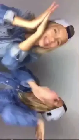 @lisaandlena #oldmusically #musically 