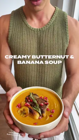 Creamy Alkaline Butternut Soup 🤌🏽 Seasonings Below ⬇️  You can find the detailed recipe in our Alkaline Vegan Recipe E-Book. Link in bio 📖  Seasonings: Sea salt, onion powder, ginger powder, cayenne pepper, rosemary & oregano   #alkaline #vegan #drsebi 