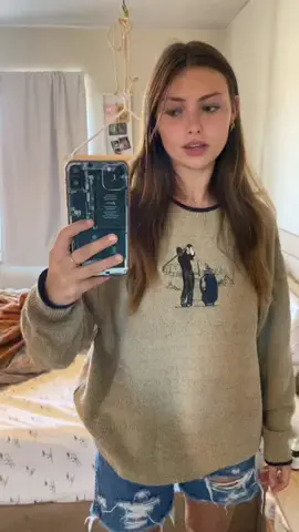 Startin to think im schizophrenic the way people always starin