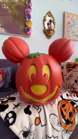 I am obsessed with this giant Mickey pumpkin from @shopdisney #mickey #disneystore #shopdisney #disneyworld #disneyland #disney #disneyhouse #disneyhome