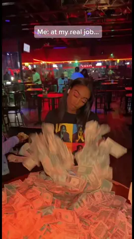 Trash Bag. Trash Bag 🤑 #fyp #foryou #striptok #strippatiktok #dancertiktok #strippatok #avafoxx #xyzbca @Big frank 