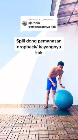 Replying to @O w i i ini pemanasan sebelum #dropback atau #kayang dari berdiri. Tidak disarankan untuk yang sakit punggung bawah dan cedera bahu, lengan, kaki dan lainnya. Berlatih di bawah pengawasan guru yoga yang berpengalaman ya. #tutorialyoga #tutorialposeyoga #yoga #yogauntukpemula #backbendyoga #tutorialkayang #tutorialasanayoga 