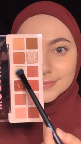 Makeup mata daily, kamu suka warnanya? #pinkflash #pinkflashbeauty #eyeshadowtutorial #rahasiaglowing #resepglowup 