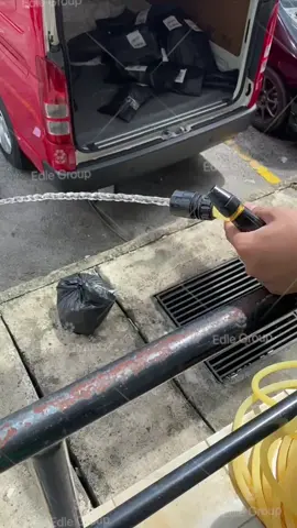 (  High Pressure Water Gun ) 💛100% high quality A brand new, strong and durable High Pressure Water Gun will help you 💛Suitable for watering plants in gardens, cleaning cars, trucks, campers or boats, and handling dirty tires and rims #fyp #watergun #carwash 