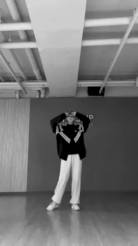 가을선배도 탑승합니다 🏍💨 #IVE #아이브 #GAEUL #가을 #새삥챌린지 