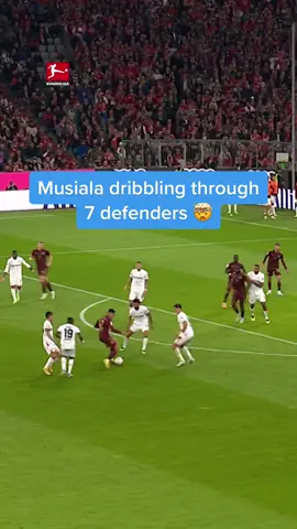 Name a better youngster in the world! We'll wait 🤓 #bundesliga #fussball 