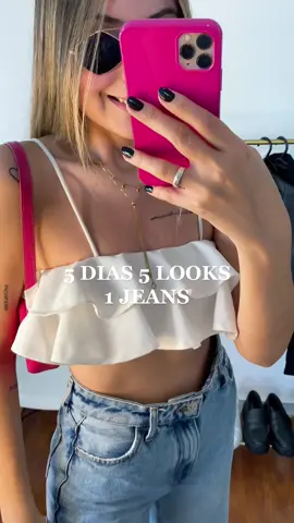 Dia 2 🤩 Top branco e papete pink, usariam migas? #TikTokFashion #fashiontiktok #look #1pecavarioslooks #jeans #wideleg  