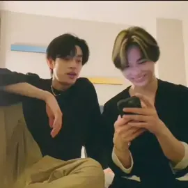 so happy to see them togheter, niki seems to be so carefree #niki #nishimurariki #jake #simjaeyun #nikiedits #jakeedits #enhypen #enhypenedit #weverse #weverselive #enha #kpop #kpopfyp #fypシ #fy #foryoupage #viral #engene #manifesto_day1 