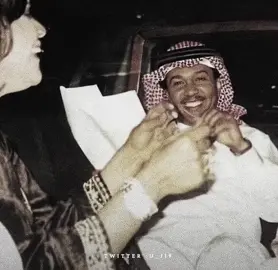 لك جبين البدر والحاجب هِلال #محمد_عبده  #فنان_العرب #ابونوره 