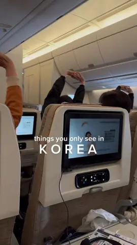 the stretching always gets me in the end 🫰🏻 #koreanthings #avainseoul #koreancafe 