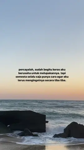 udah gamau, cape.