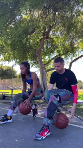 Sitting beat dribble check w/ @Briana Green #GlobalHooperLegends 