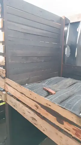 projeto em andamento está ficando um verdadeiro show chiqueiro de pneu com alvenaria duração para mais de 100 anos 👊🏼🙅🏻
