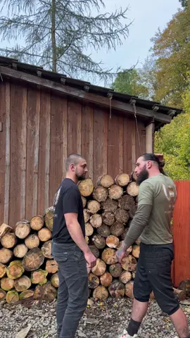 Self-defense training with @METUENDUS The full version of the training can be found on Instagram: ductor.borys