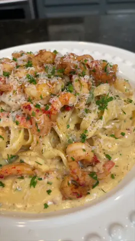 Crawfish & Shrimp Fettuccine #fyp #foryourpage #foryou #mrmakeithappen #pasta #seafood