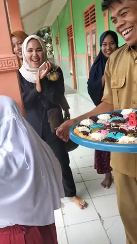 😭#kuejatuh #ulangtahun #fyp #fypシ #ngakak 