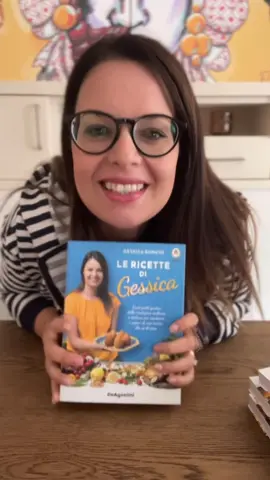 Oggi voglio portarmi nel dietro le quinte del mio LIBRO ❤️ Non è stato facile,  è stato un percorso faticoso 💪 ci sono state notti insonni,  ansie,  duro lavoro… ma fa parte della nostra crescita, il successo dipende da noi!   Ma ci sono stati anche sorrisi ☺️ pianti 😭🥳di gioia e adesso voglio solo godermi il momento 😍quello sarà il mio regalo più grande.  Credi sempre nei tuoi sogni,  non importa quanto possano sembrare impossibili,  tu non smettere mai di sognare ❤️perché solo chi sogna può volare. ✅Il mio LIBRO è in prevendita su Amazon✌🏼 (link in bio e nelle storie) e su tutti gli store online. Dal 18 ottobre invece sarà disponibile in tutte le librerie 😘 #g#giallozafferanof#foodbloggerr#recipesl#lericettedigessicai#igersitaliaf#Foodie#c#cucinaitaliana#f#food#i#instafoodi#italianfood#s#solocosebuonef#fooditalia#r#ricettef#foodstylef#foodlovef#foodpicr#ricettafaciler#ricettevelocilibro 